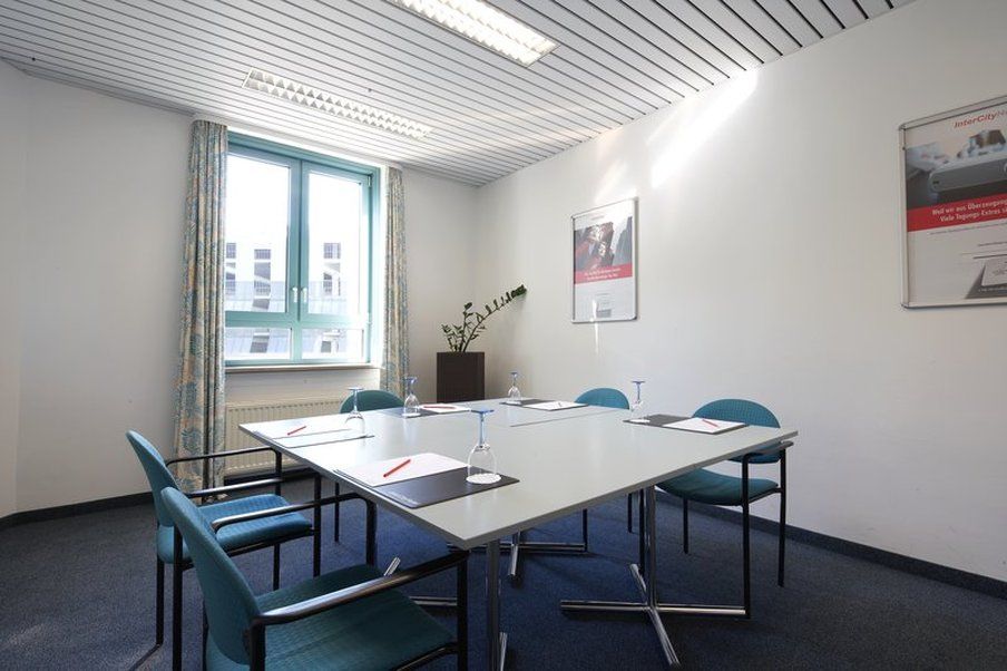 Rugs Hotel Augsburg City Business photo